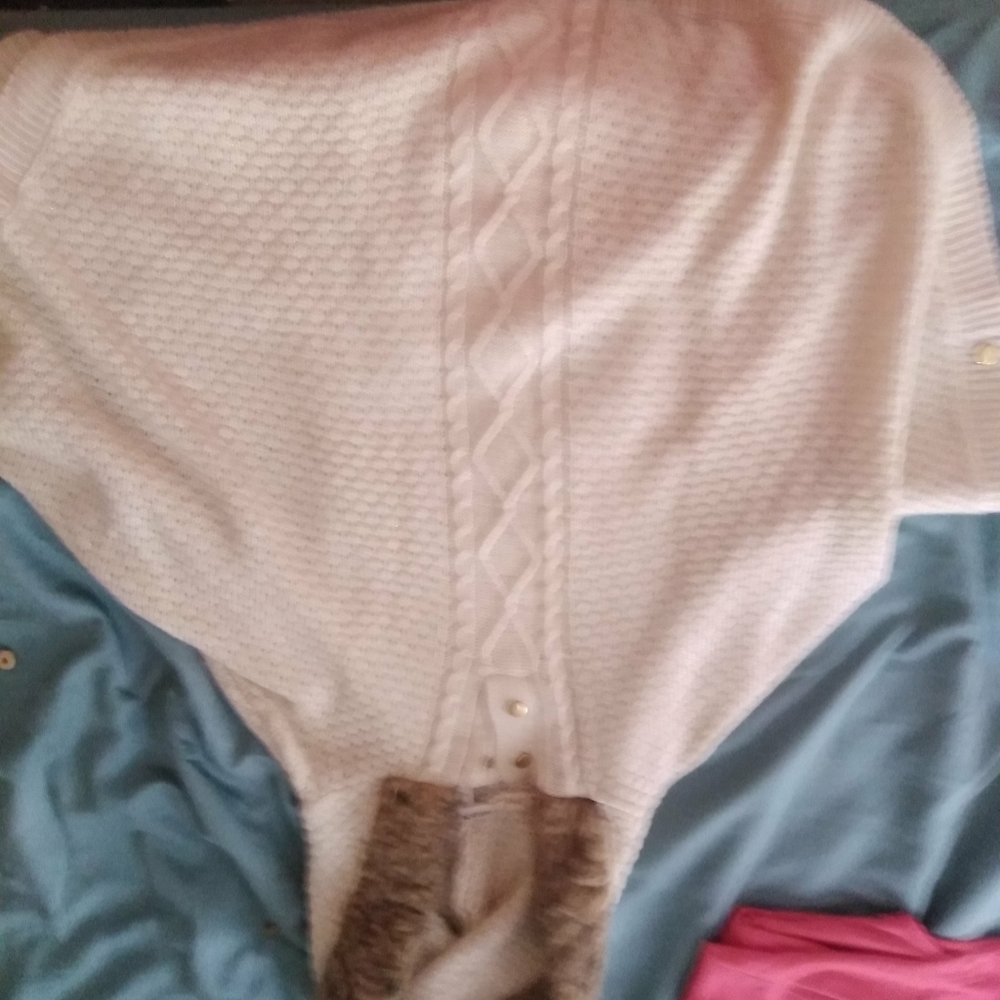 Clothes - Picture 13 of 16